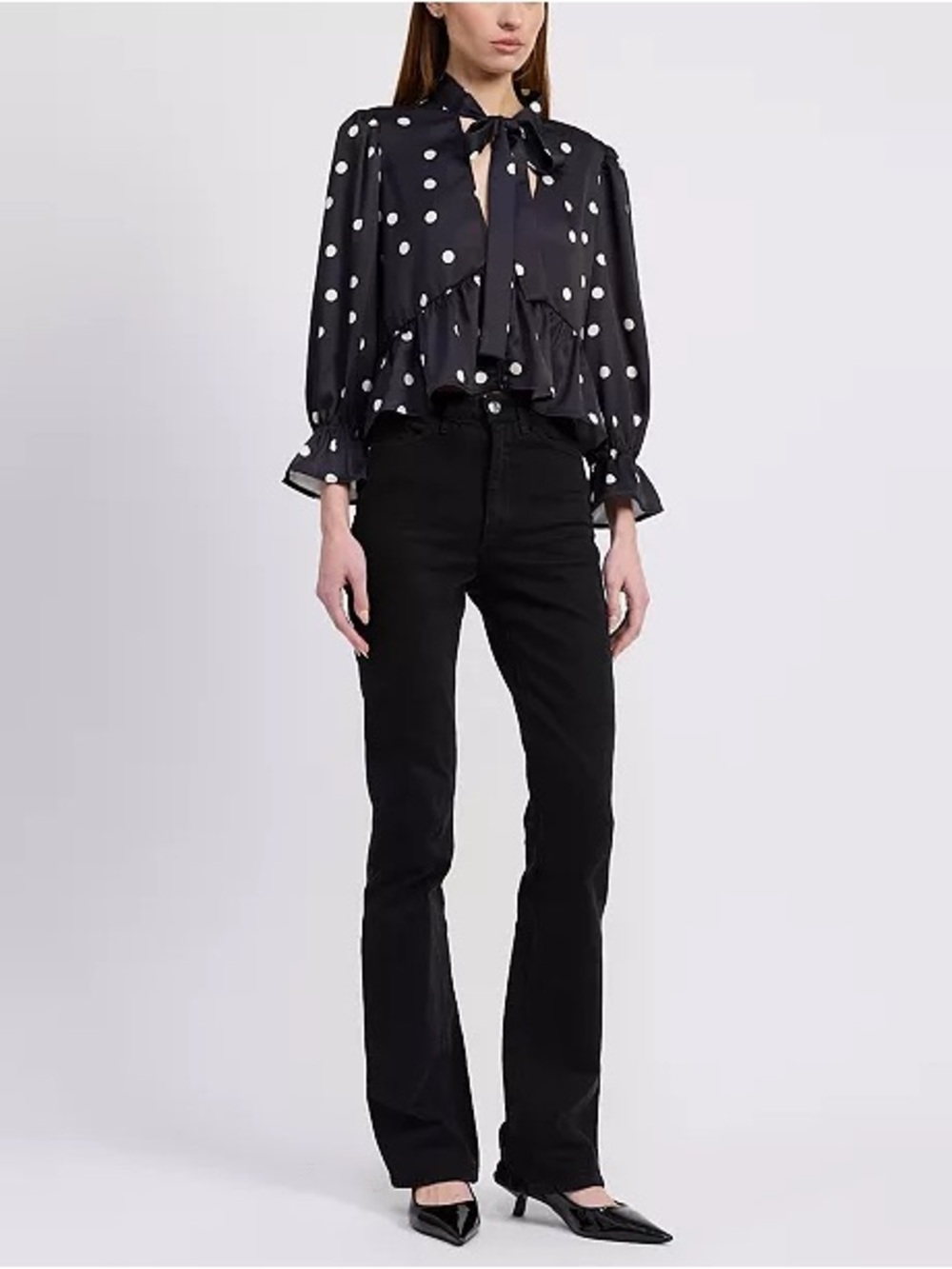NWT En Saison Floretta Playful Polka
Dots Long Sleeve Bow Tie Blouse - Picture 2 of 7